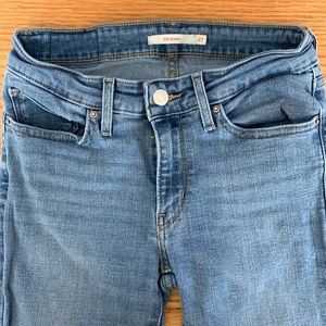 One pair of Levi’s, 711 style, size 4